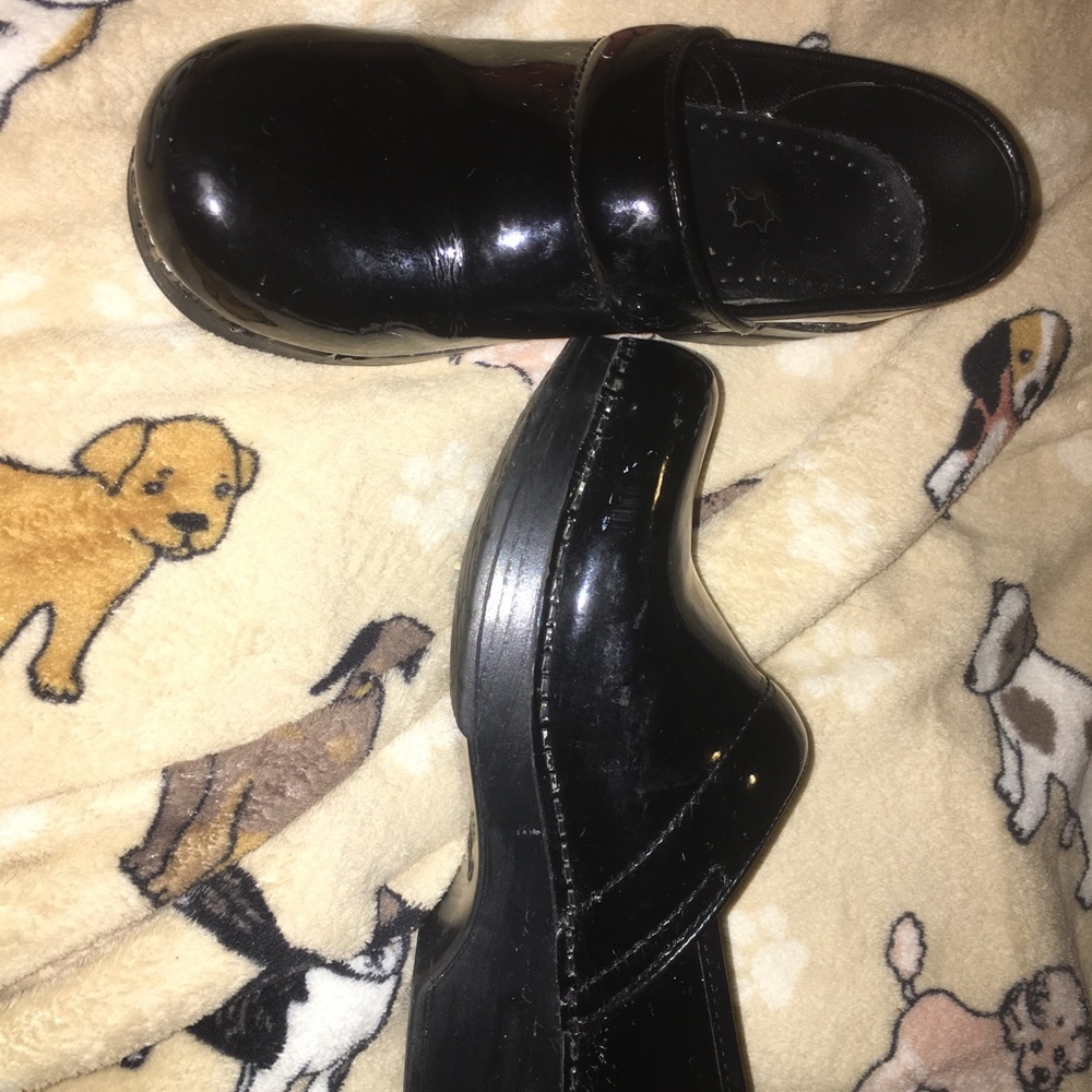 Dansko Clogs - Picture 2 of 6